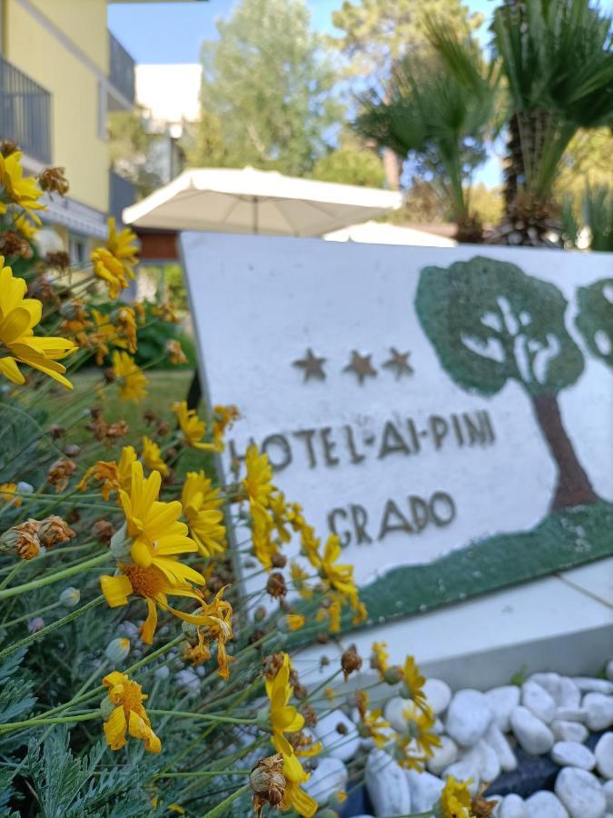 Hotel Ai Pini Градо Екстер'єр фото